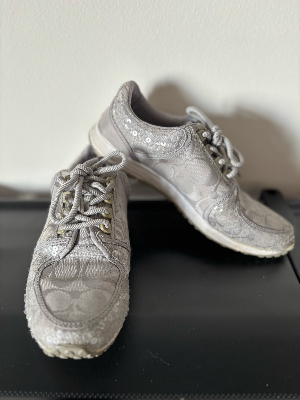 Coach Women's Light Gray Sequin Signature Sneakers
